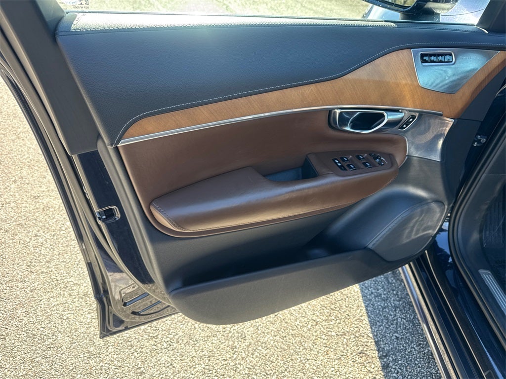 2019 Volvo XC90 Hybrid Inscription