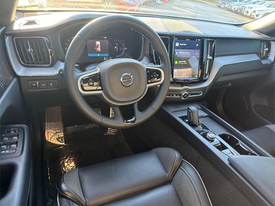 2022 Volvo XC60 Recharge Plug-In Hybrid R-Design