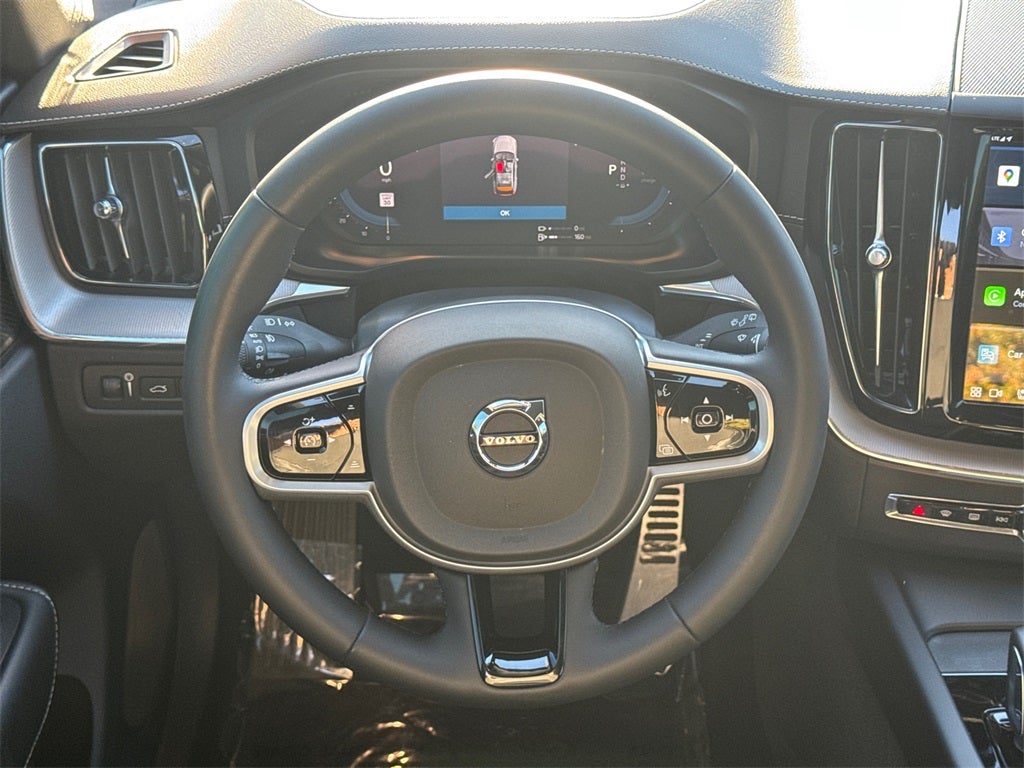 2022 Volvo XC60 Recharge Plug-In Hybrid R-Design