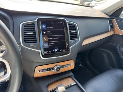 2022 Volvo XC90 Recharge Plug-In Hybrid Base