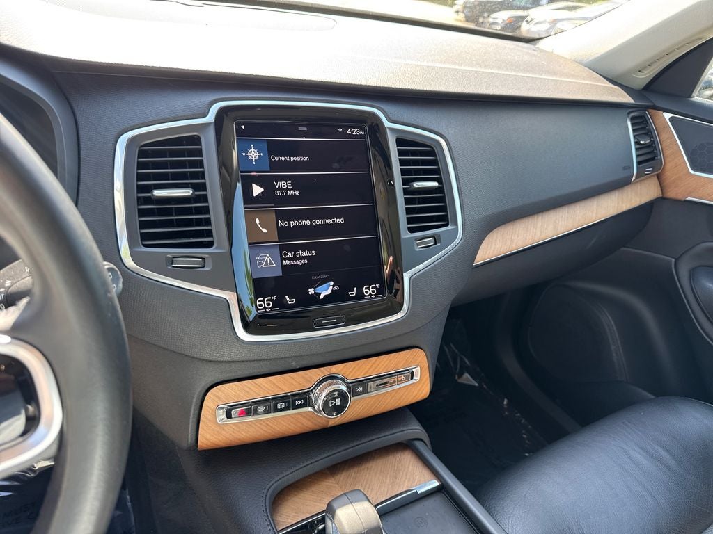 2022 Volvo XC90 Recharge Plug-In Hybrid Base