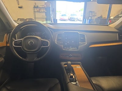 2022 Volvo XC90 Recharge Plug-In Hybrid Base