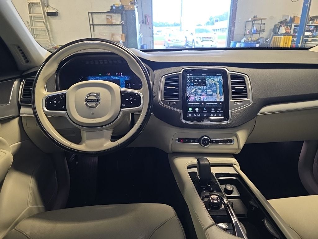 2023 Volvo XC90 Core