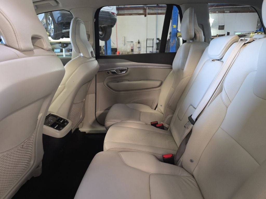 2023 Volvo XC90 Core